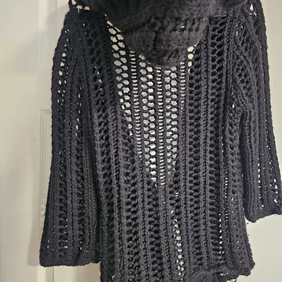 Free People Sweater - Picture 3 of 4